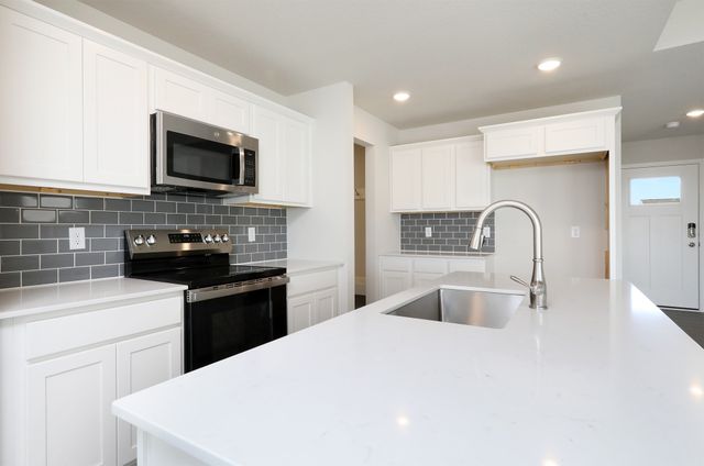 813 3rd Street NW, Bondurant, IA 50035