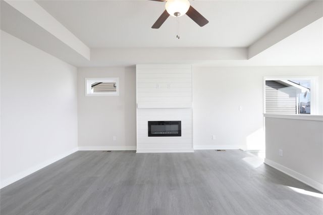 813 3rd Street NW, Bondurant, IA 50035