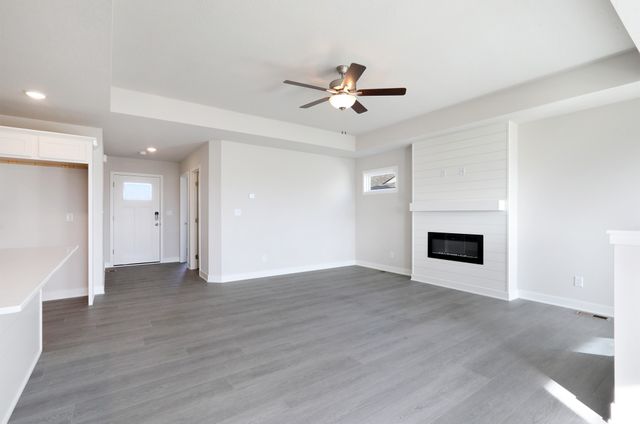 813 3rd Street NW, Bondurant, IA 50035