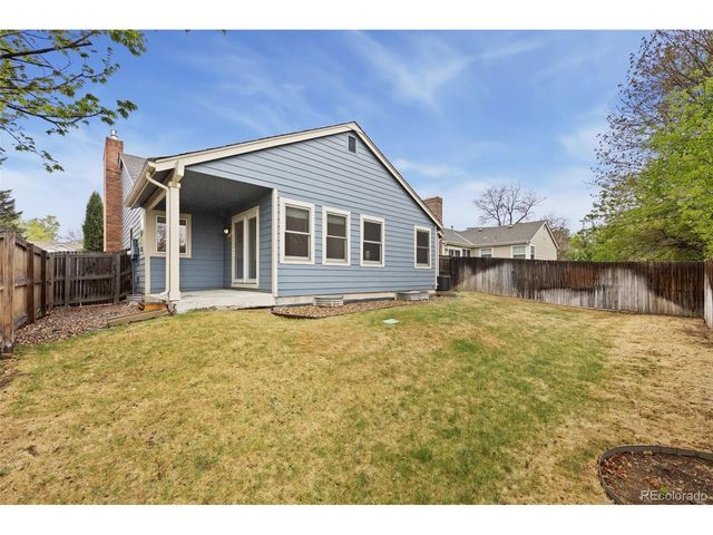 2185 E Nichols Dr, Centennial, CO 80122