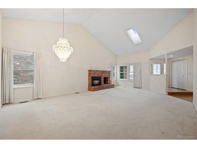 2185 E Nichols Dr, Centennial, CO 80122