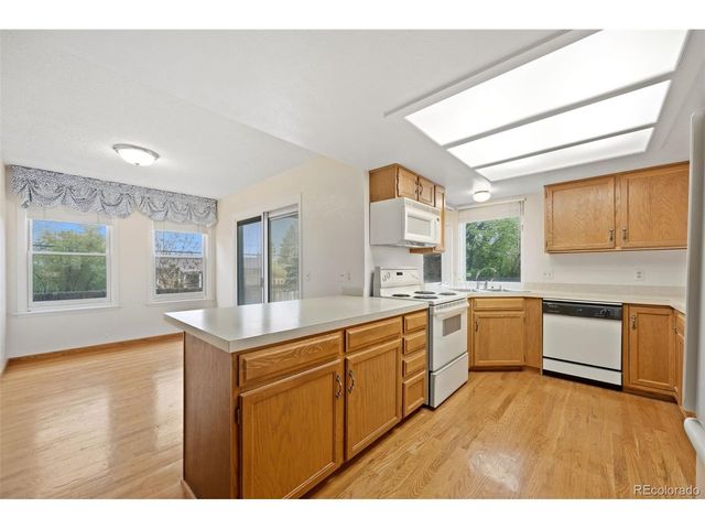 2185 E Nichols Dr, Centennial, CO 80122