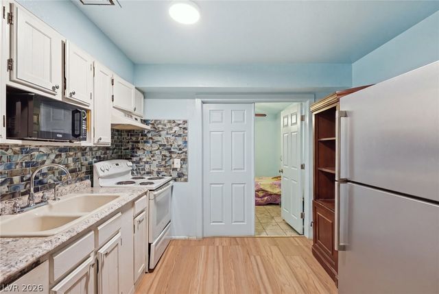3978 Voxna Street, Las Vegas, NV 89119