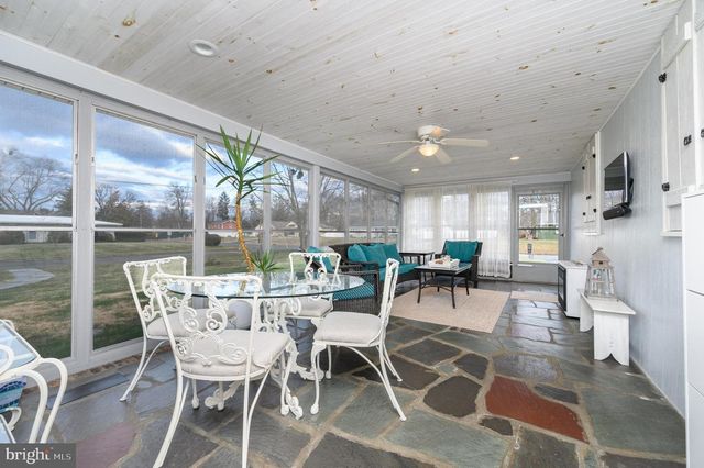 12 DAVISON RD, Hightstown, NJ 08520