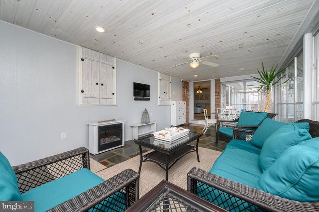 12 DAVISON RD, Hightstown, NJ 08520