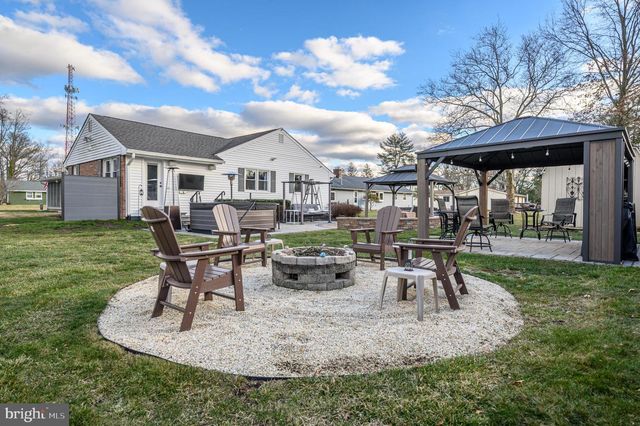 12 DAVISON RD, Hightstown, NJ 08520