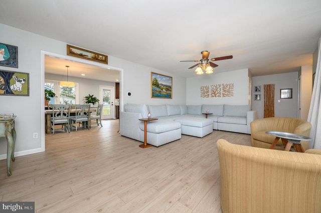 12 DAVISON RD, Hightstown, NJ 08520