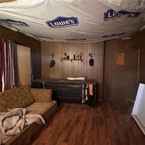 500 4th St, Marianna Boro, PA 15345