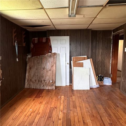 500 4th St, Marianna Boro, PA 15345