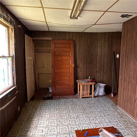 500 4th St, Marianna Boro, PA 15345