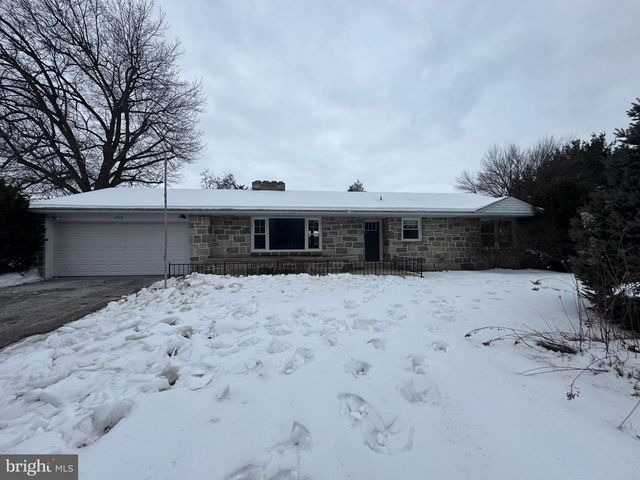 3510 CARLISLE RD, Dover, PA 17315