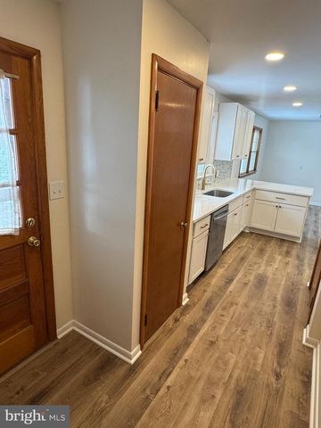 3510 CARLISLE RD, Dover, PA 17315