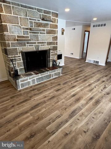 3510 CARLISLE RD, Dover, PA 17315