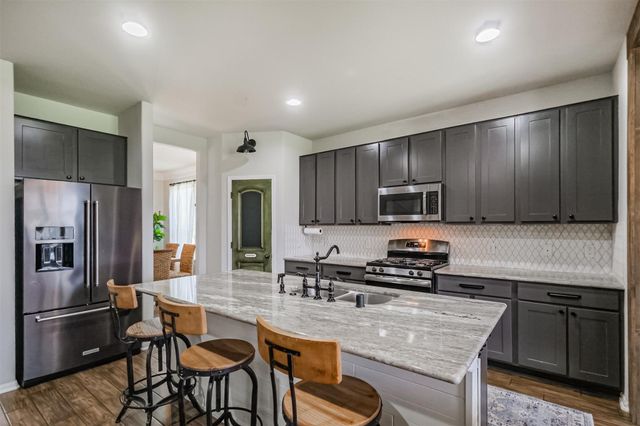 107 Saw Mill Ridge, Rosharon, TX 77583