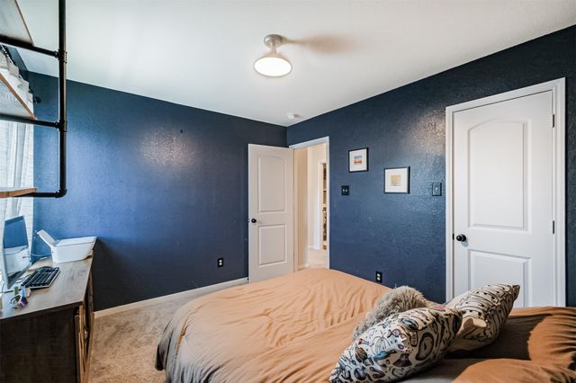 107 Saw Mill Ridge, Rosharon, TX 77583