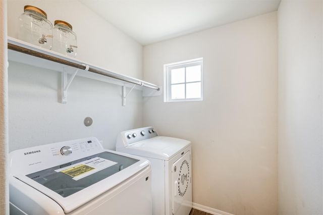 107 Saw Mill Ridge, Rosharon, TX 77583