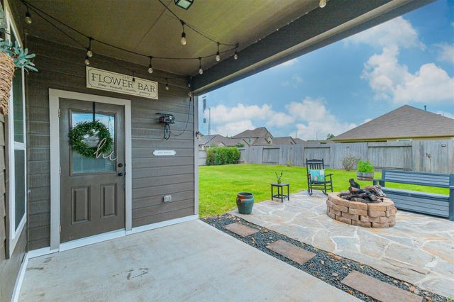 107 Saw Mill Ridge, Rosharon, TX 77583