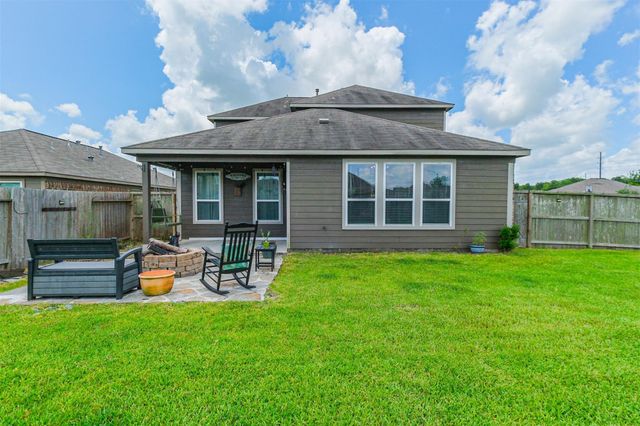 107 Saw Mill Ridge, Rosharon, TX 77583