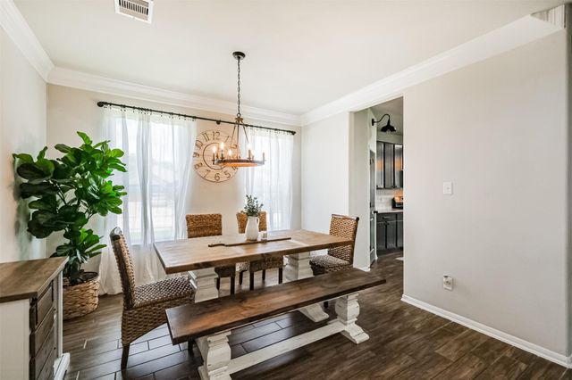 107 Saw Mill Ridge, Rosharon, TX 77583