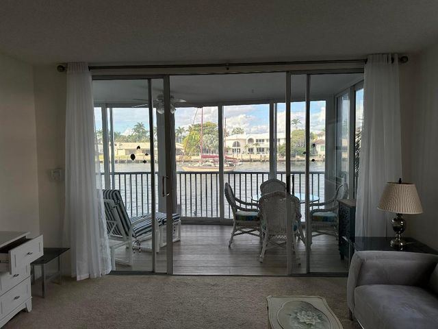 3310 S Ocean Boulevard 225-D, Highland Beach, FL 33487