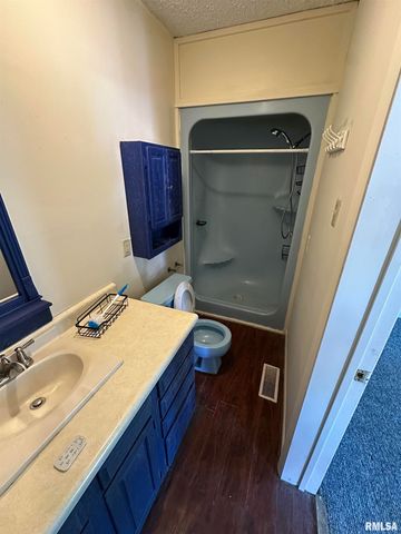 1219 S COURT Street, Marion, IL 62959