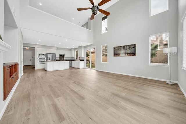 20300 Panoz Rd, Patterson, CA 95363