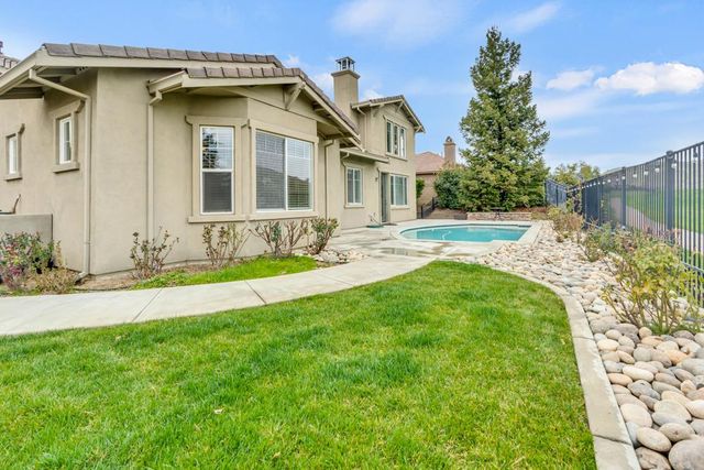 20300 Panoz Rd, Patterson, CA 95363