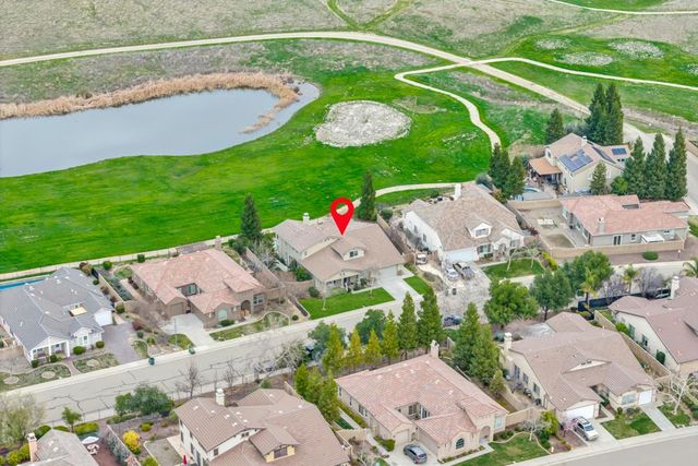 20300 Panoz Rd, Patterson, CA 95363