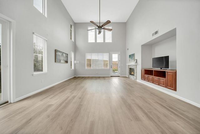 20300 Panoz Rd, Patterson, CA 95363