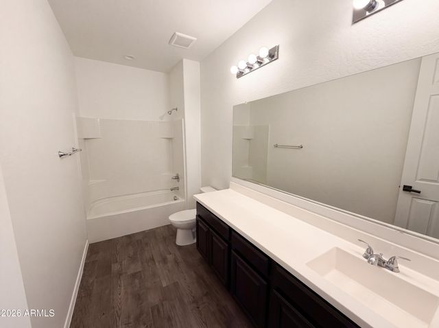 8014 W ATLANTIS Way, Phoenix, AZ 85043