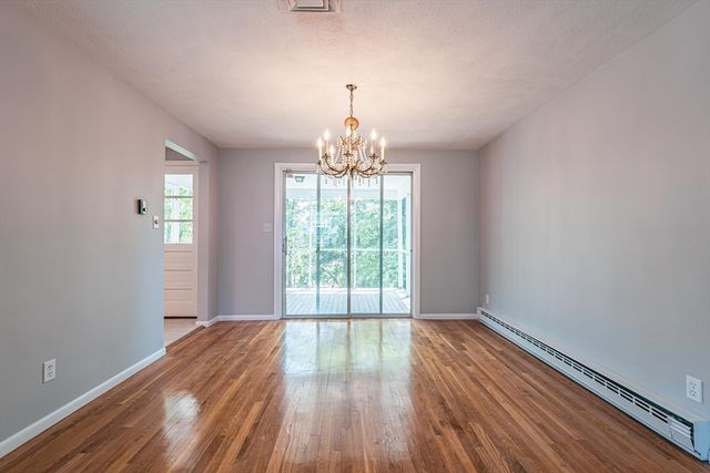 20 Fieldstone Dr, Stoneham, MA 02180