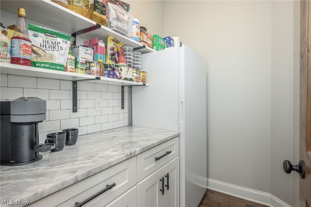 2473 Westwood Circle, Hudson, OH 44236