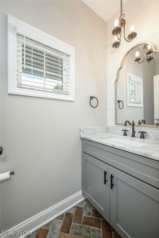 2473 Westwood Circle, Hudson, OH 44236