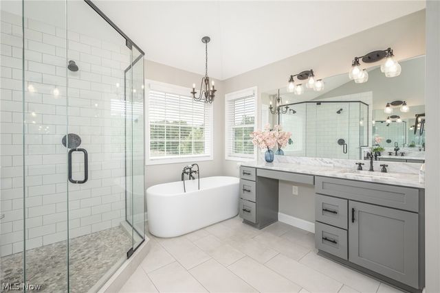 2473 Westwood Circle, Hudson, OH 44236
