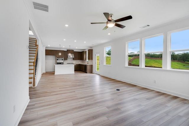 8850 Avonbrook Close, Ball Ground, GA 30107