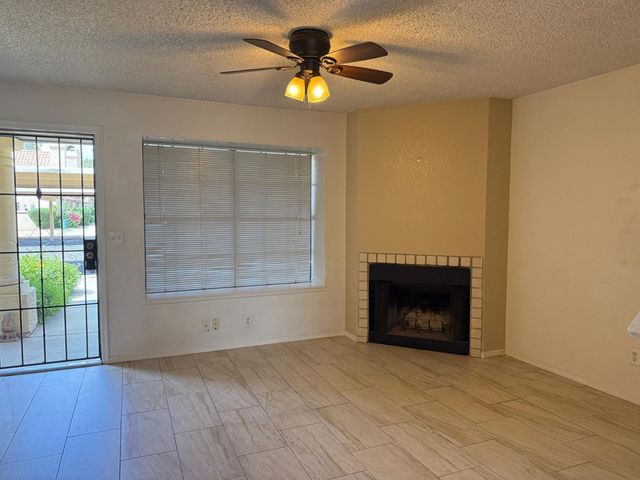 5704 E Aire Libre Avenue Unit 1242, Scottsdale, AZ 85254