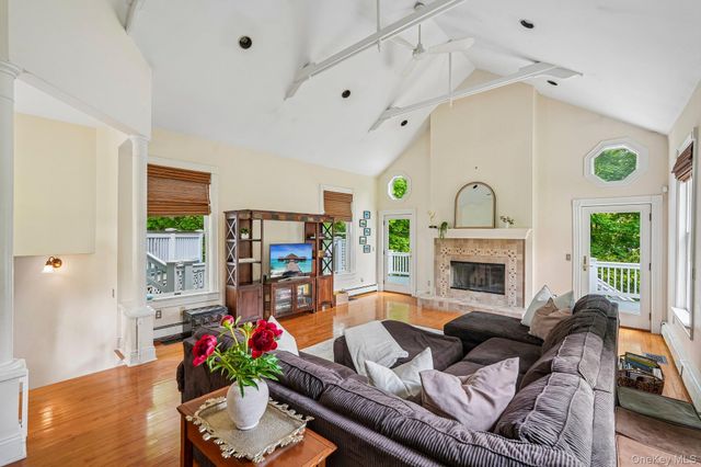 54 Hillside Avenue, Mount Kisco, NY 10549