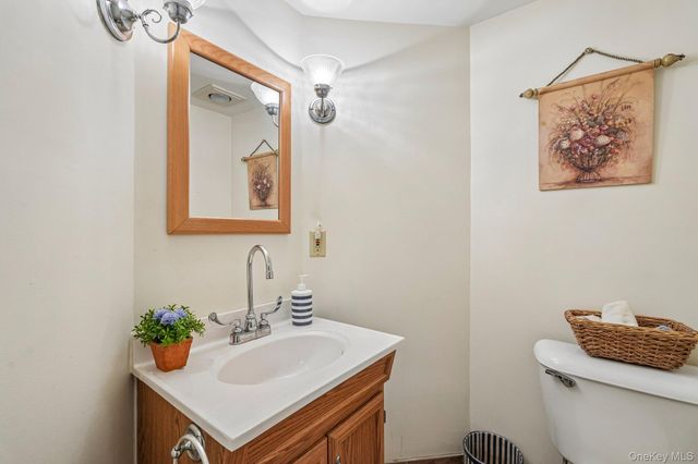54 Hillside Avenue, Mount Kisco, NY 10549