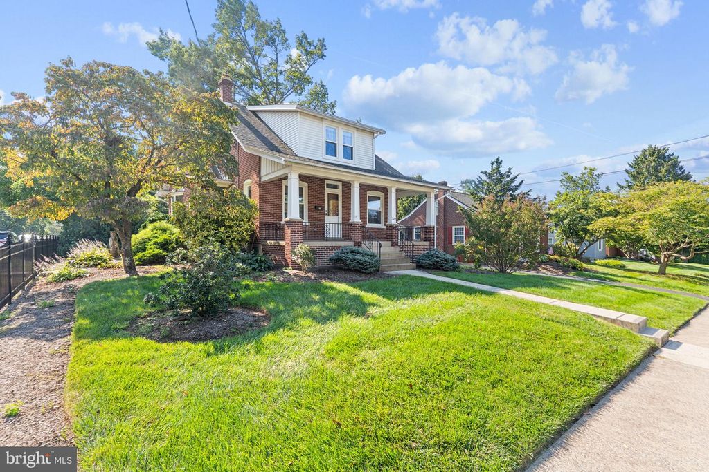 302 W CHESTNUT ST #, SOUDERTON, PA 18964 — photo 2