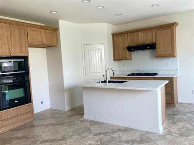 30272 Tattersail Way, Menifee, CA 92584