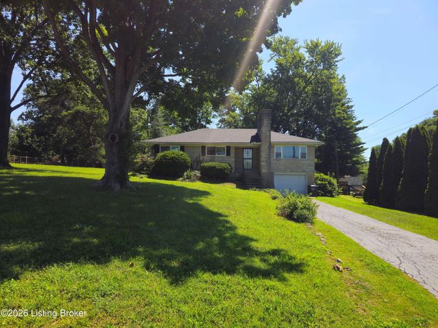 6145 Overhill Dr, Louisville, KY 40229