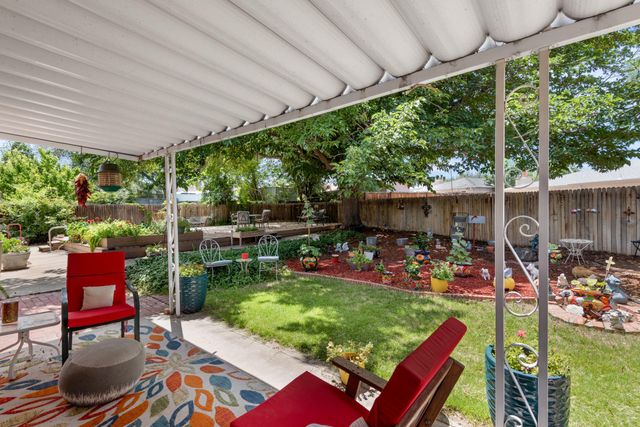 6436 Colleen Avenue NE, Albuquerque, NM 87109