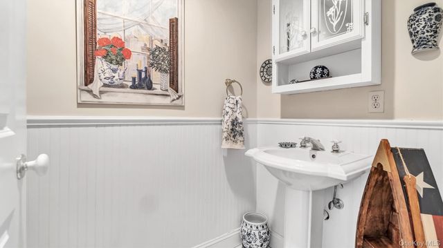 1557 Millstone Road, Sag Harbor, NY 11963