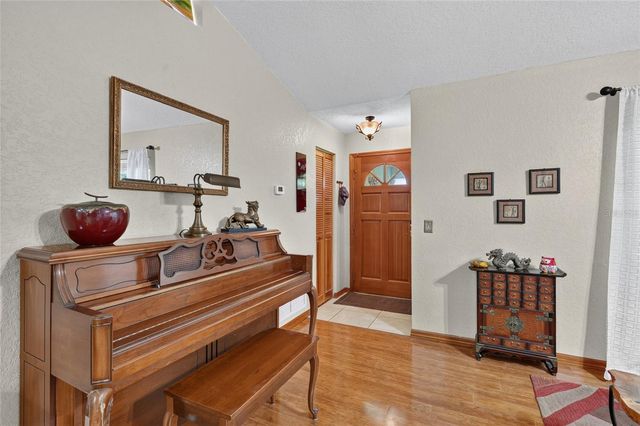 525 SE 62ND AVENUE, Ocala, FL 34472