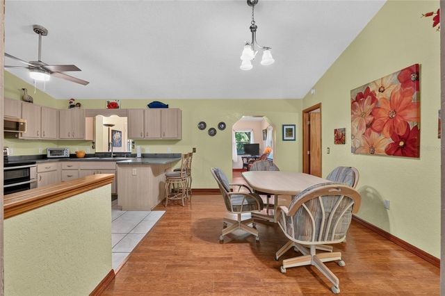 525 SE 62ND AVENUE, Ocala, FL 34472