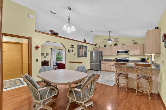 525 SE 62ND AVENUE, Ocala, FL 34472