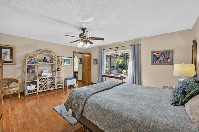 525 SE 62ND AVENUE, Ocala, FL 34472