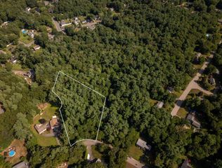 Lot 22 Adams Cir, Hanson, MA 02341