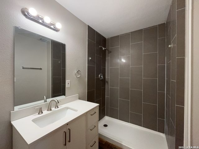 8905 Seacliff St, San Antonio, TX 78242