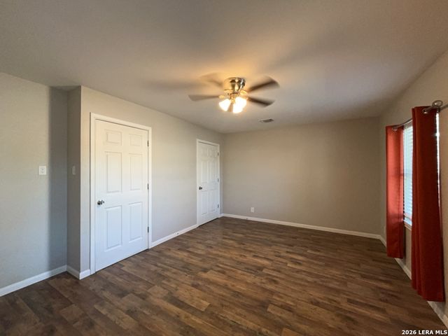 8905 Seacliff St, San Antonio, TX 78242